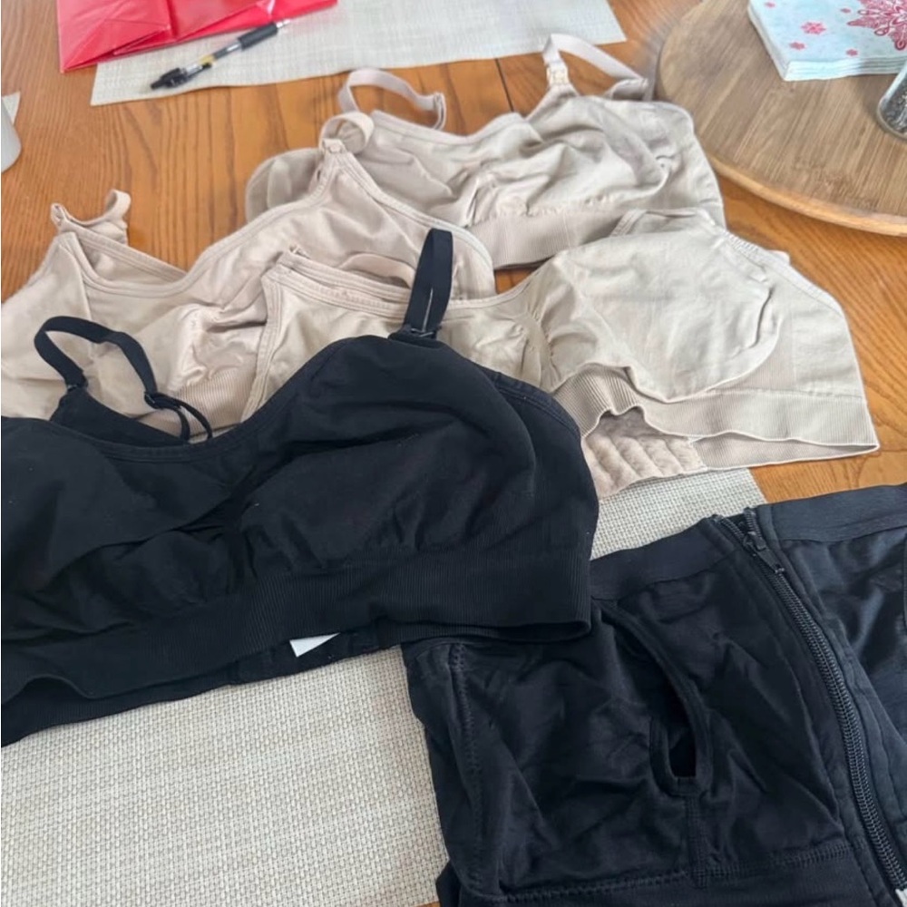 Women nursing bra